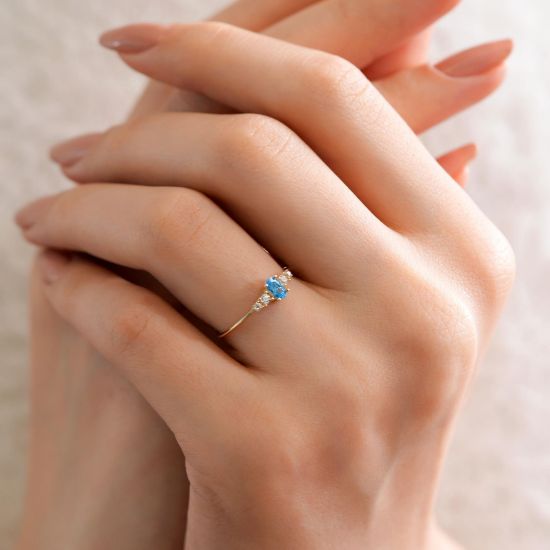 "14  Ayar Altın Baget Taşlı Yüzük, 1,05 gram, Goldium ustalığı ve Altın Baget Yüzük modeli ile uzun ömürlü kullanım sağlar