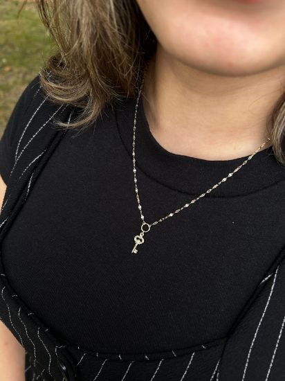 "Kelebek Zincir Kilit Kolye, 1,61 gram, Goldium ustalığı ve Altın Kolye modeli ile uzun ömürlü kullanım sağlar