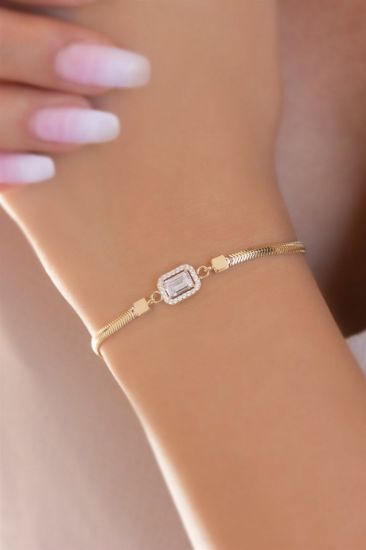 Altın Balık Sırtı Zincir Kordonlu Baget Taşlı Bileklik, 3,93 gram ve özenli işçilikle Altın Kalpli Bileklik’in günlük ve özel kullanıma uygun bir Goldium modelidir.